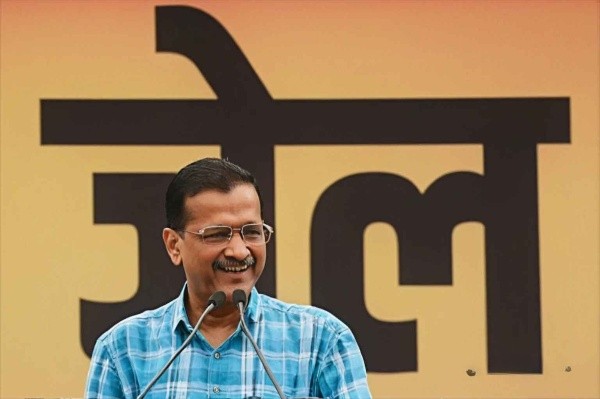 کیجریوال نے بدعنوانی کے الزامات کے بعد دہلی کے وزیر اعلیٰ کے عہدے سے استعفیٰ دینے کا اعلان کیا