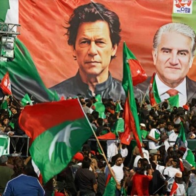 Thousands Protest in Pakistan Demanding Release of Ex-PM Imran Khan