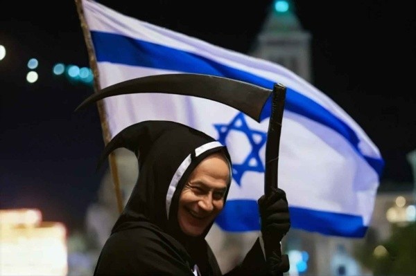 Israel's Political Turbulence: Will Protests Dismantle Netanyahu's Power?