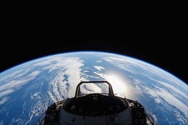 پولاریس ڈان اسپیس واک: نجی خلائی تحقیقات کے قانونی اور حفاظتی چیلنجز