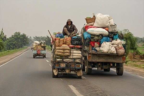 ہزاروں لوگ حمص سے نقل مکانی پر مجبور، حزب اختلاف کی پیش قدمی جاری