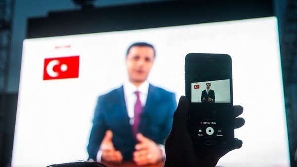 ترکی میں اپوزیشن لیڈر کو 42 سال قید کی سزا سنائی گئی ہے۔