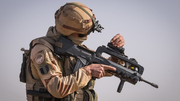 پہلے فرانسیسی دستے یوکرین کی طرف روانہ ہو گئے – ایم پی