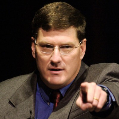 The passport belonging to Scott Ritter is confiscated by the US authorities.