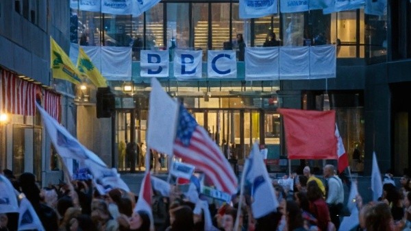 BBC Employees Accuse the Broadcaster of Pro-Israel Bias in Gaza Coverage