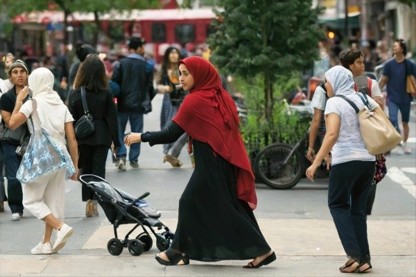 فرانس کے مسلمان انتخابات میں دائیں بازو کی طاقت کے اضافے سے خوفزدہ