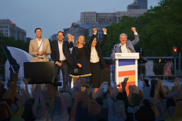 فرانس میں اسنیپ الیکشن کے نتائج: بائیں بازو کی جماعتیں اکثریت حاصل کرنے میں کامیاب